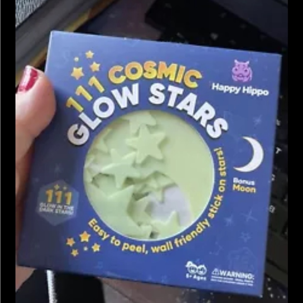 Happy Hippo 111 Glow in The Dark Stars for Ceiling with Bonus Moon 111-Pack new - Picture 2 of 3